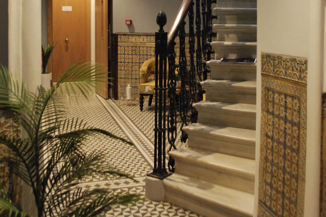Master Penthouse Double Room Ensuite With Private Terrace - Grand Central House Gibraltar Luaran gambar