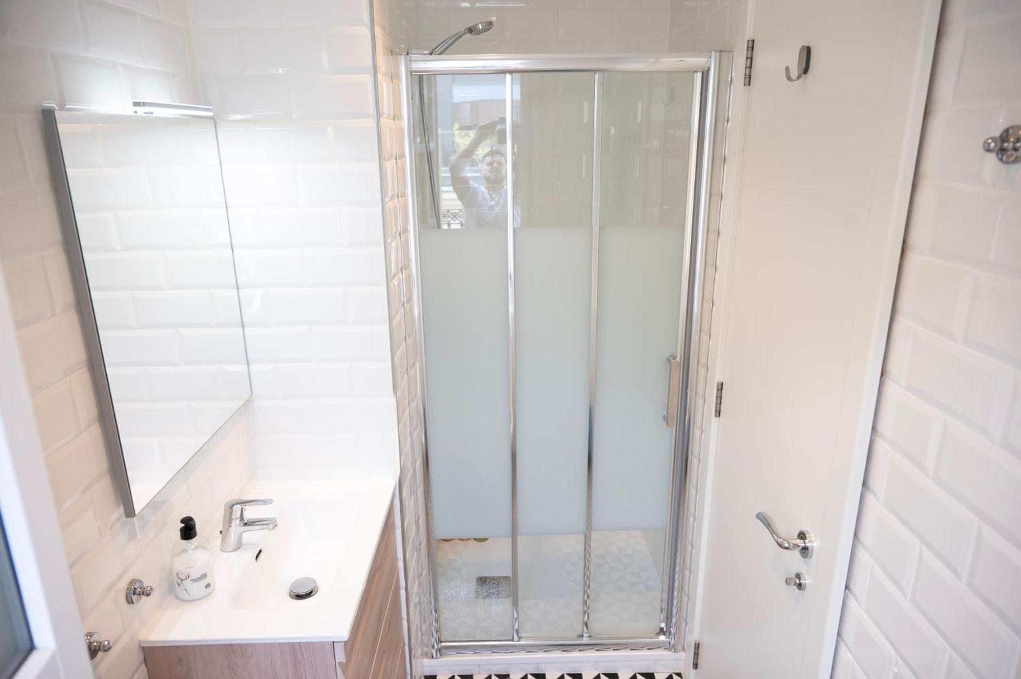 Master Penthouse Double Room Ensuite With Private Terrace - Grand Central House Gibraltar Luaran gambar